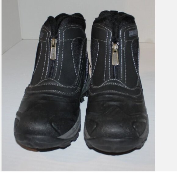 Khambu Black Zip Boots Comfort Fleece Lining 8 NWT Winter Snow Ice Rubber Sole - Picture 1 of 6